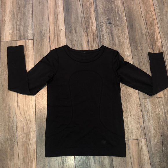 lululemon athletica Tops - Lululemon Relaxed* Swiftly LONG Sleeve